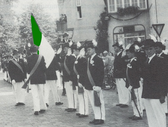 GW_Fahne_1953_gruen_neu