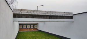 Aufgemauerter Geschoss-Fangschutz