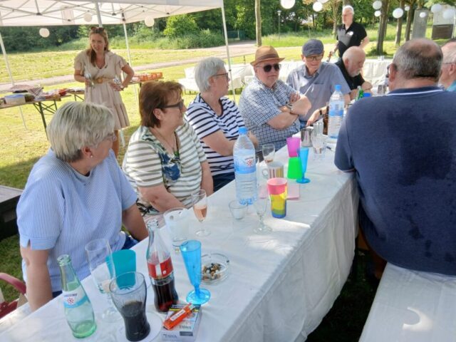 Gemeinschaft - Freunde treffen