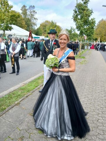 Unsere Majestät - und was macht Andreas dort?