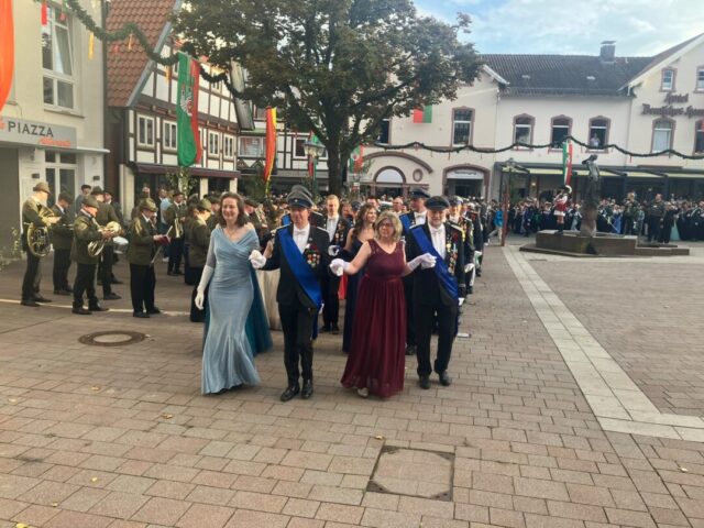Königspolonaise auf dem Marktplatz